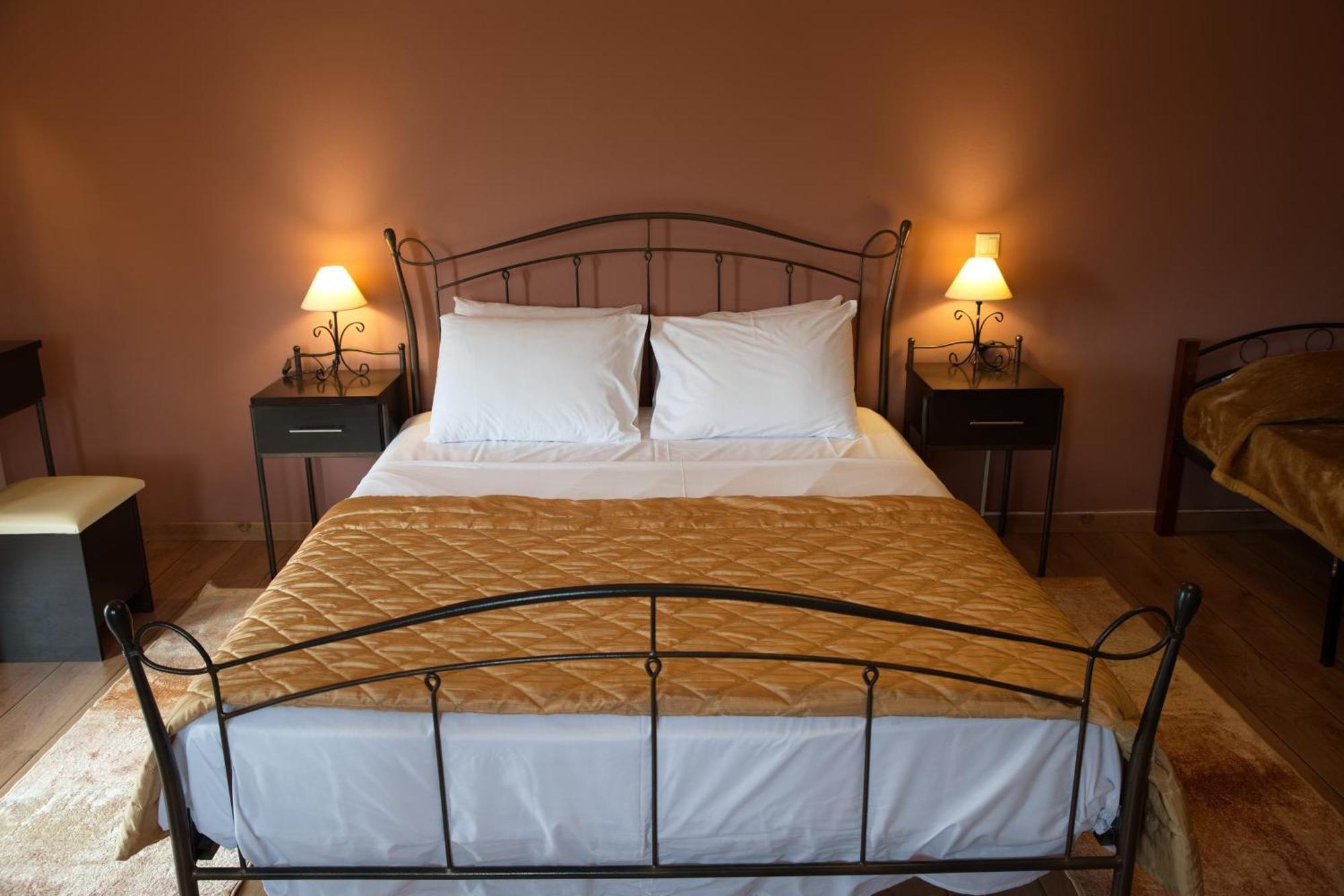 Hotel Agnanti Unique Hospitality 카스토리아 외부 사진